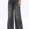 Alice and Olivia ANDERS LOW RISE PLEATED JEAN GEORGIA VINTAGE BLACK*FEATURED SHOPS | CLOTHING | CLOTHING