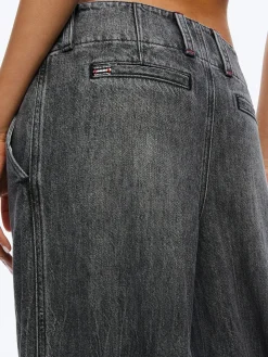 Alice and Olivia ANDERS LOW RISE PLEATED JEAN GEORGIA VINTAGE BLACK*FEATURED SHOPS | CLOTHING | CLOTHING