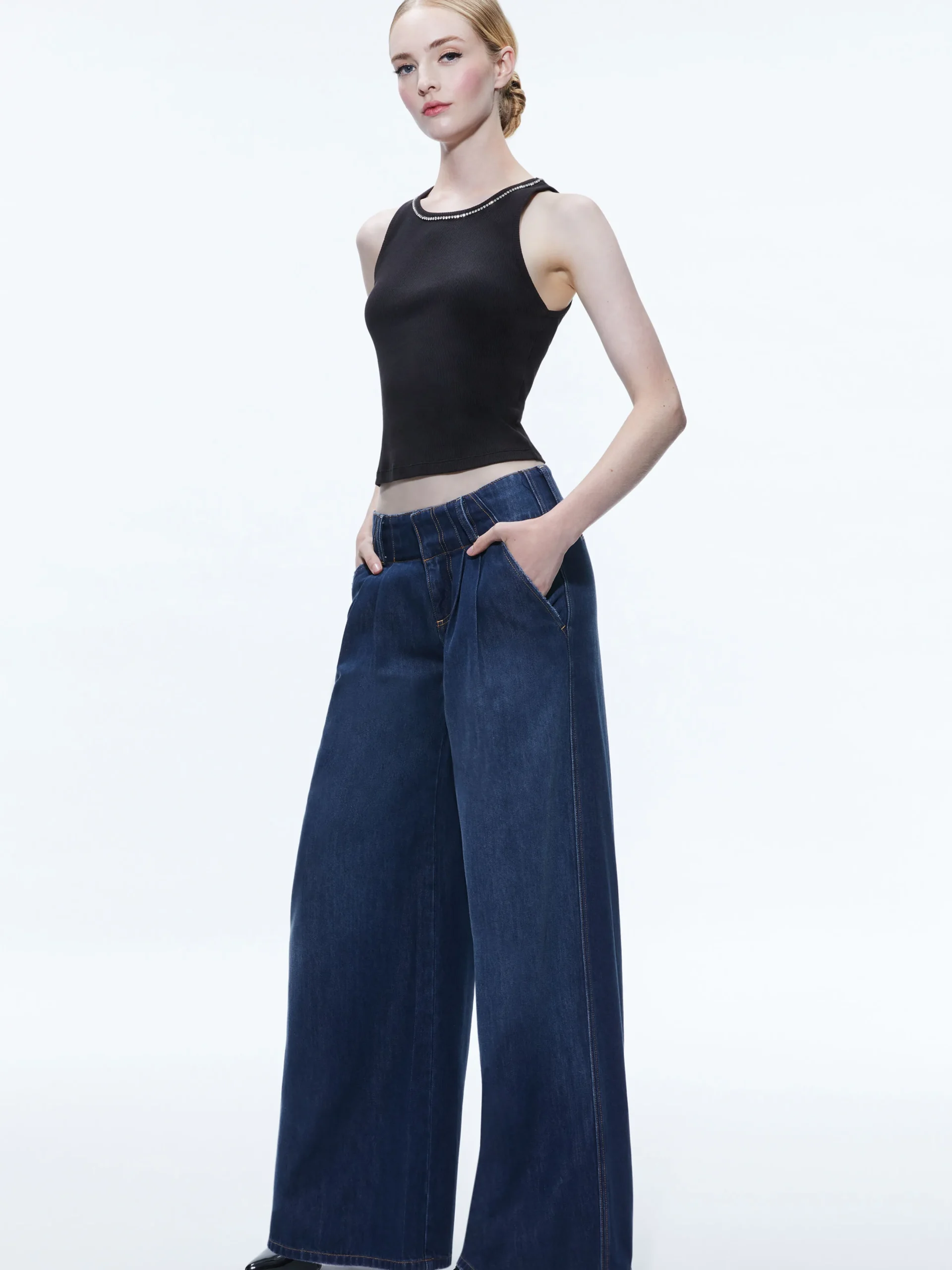Alice and Olivia ANDERS LOW RISE PLEATED JEAN *FEATURED SHOPS | CLOTHING | CLOTHING