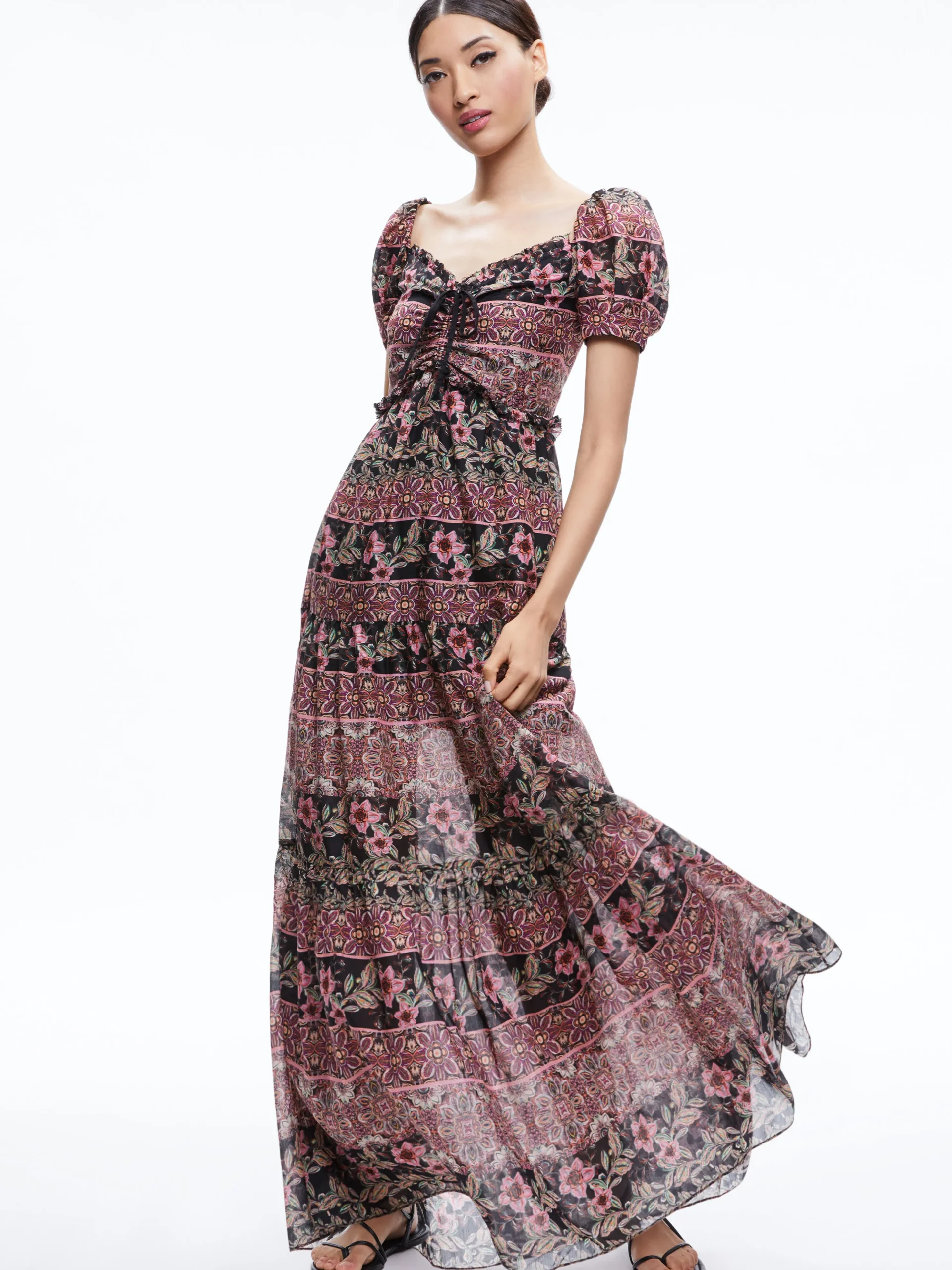 Alice and Olivia ANDREA PUFF SLEEVE MAXI DRESS CANOPY TILE BLACK*DRESSES | DRESSES | CLOTHING