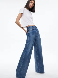 Alice and Olivia CINDY CLASSIC CROPPED TEE *FEATURED SHOPS | CLOTHING