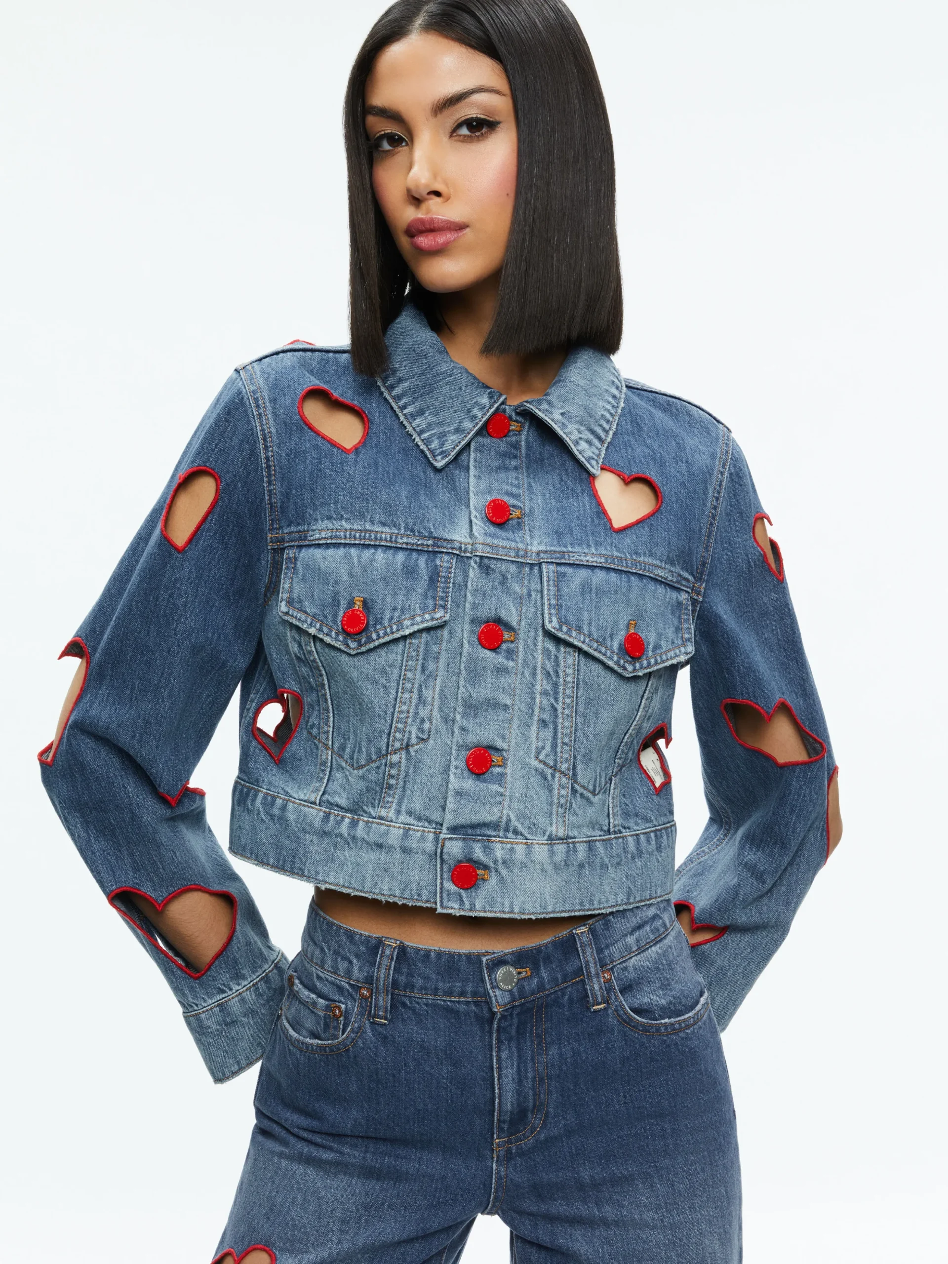 Alice and Olivia JEFF HEART EMBROIDERED CROPPED DENIM JACKET TRUE BLUES DARK*FEATURED SHOPS | FEATURED SHOPS | FEATURED SHOPS | CLOTHING
