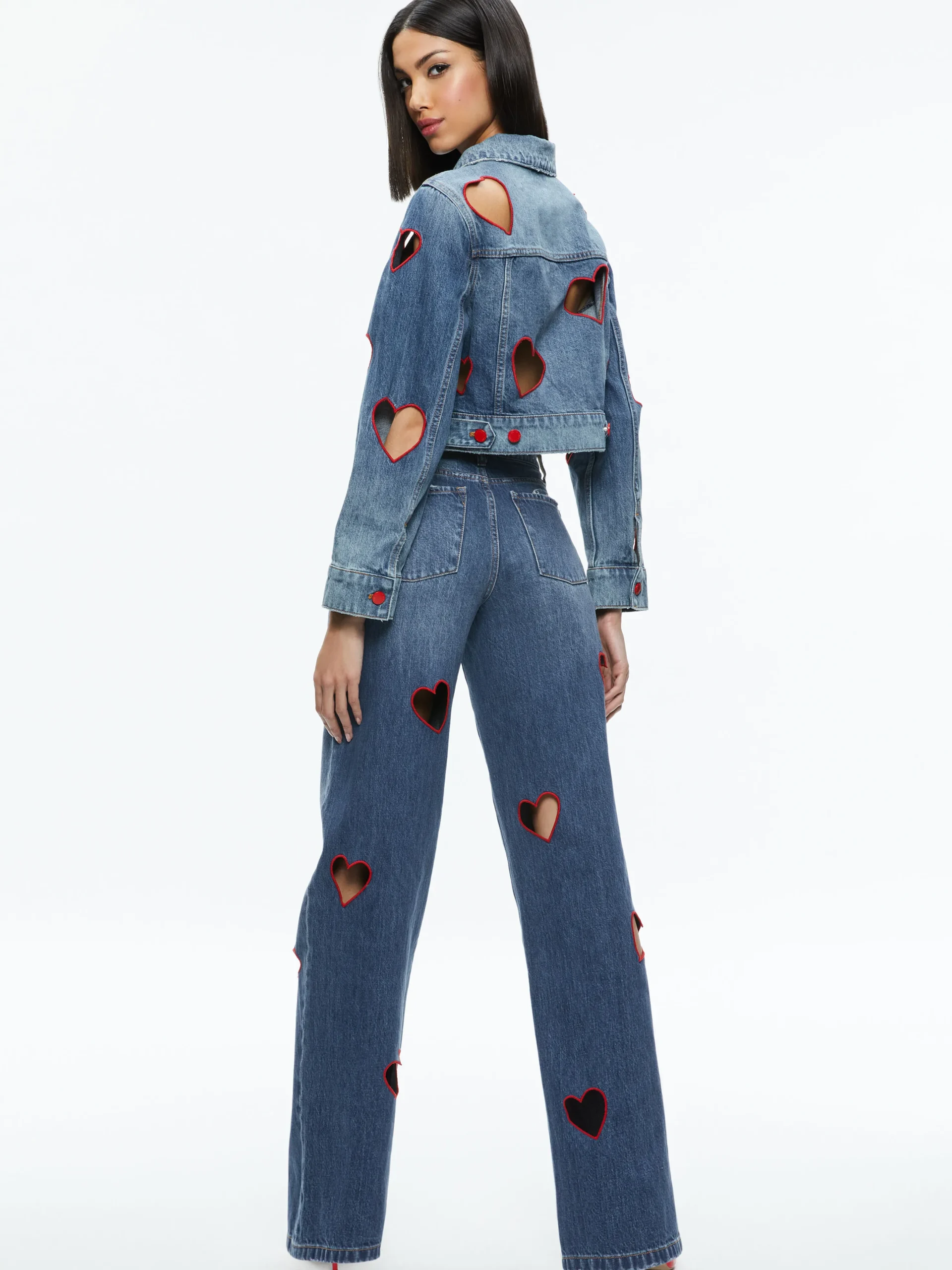 Alice and Olivia JEFF HEART EMBROIDERED CROPPED DENIM JACKET TRUE BLUES DARK*FEATURED SHOPS | FEATURED SHOPS | FEATURED SHOPS | CLOTHING