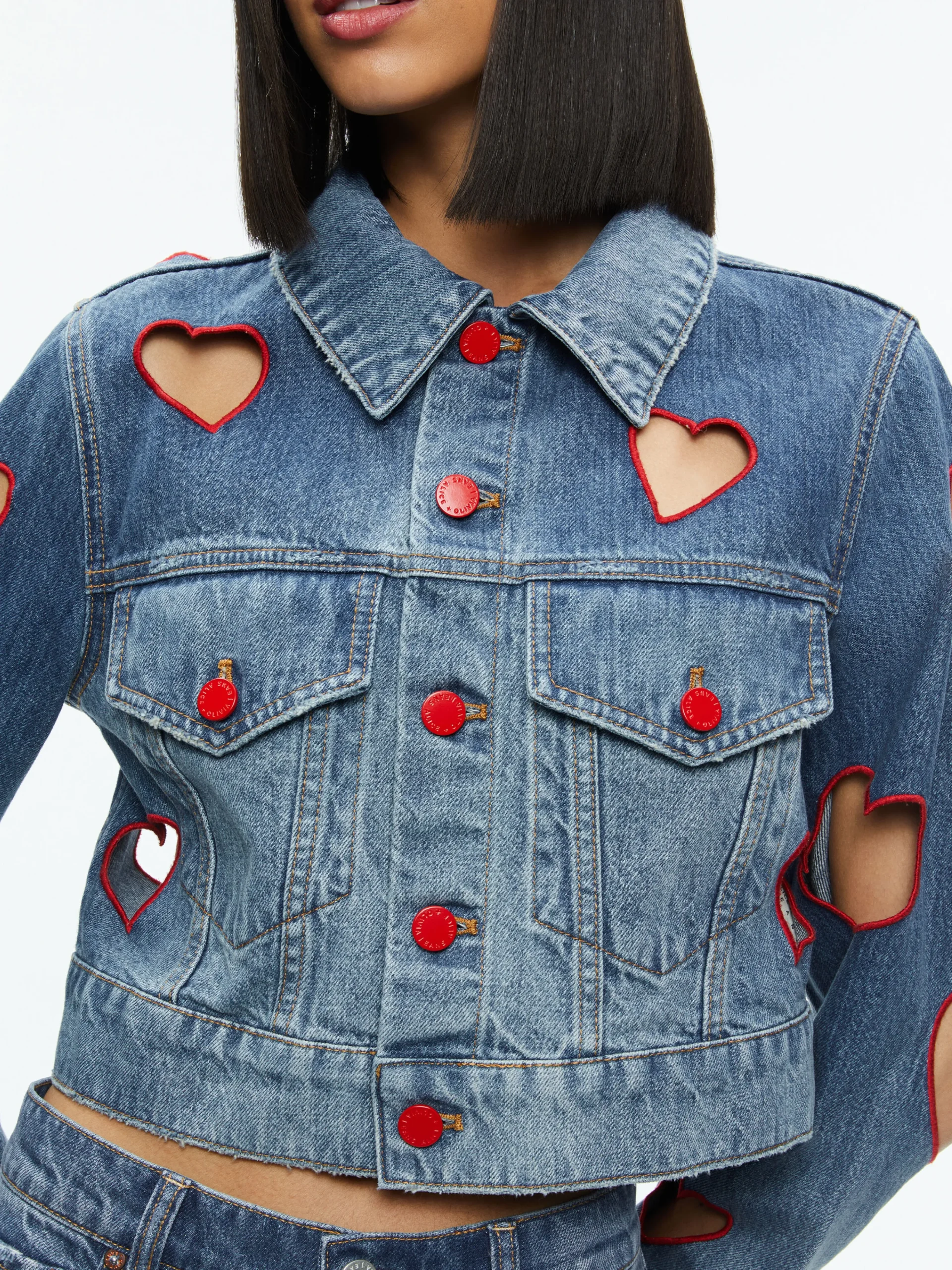 Alice and Olivia JEFF HEART EMBROIDERED CROPPED DENIM JACKET TRUE BLUES DARK*FEATURED SHOPS | FEATURED SHOPS | FEATURED SHOPS | CLOTHING