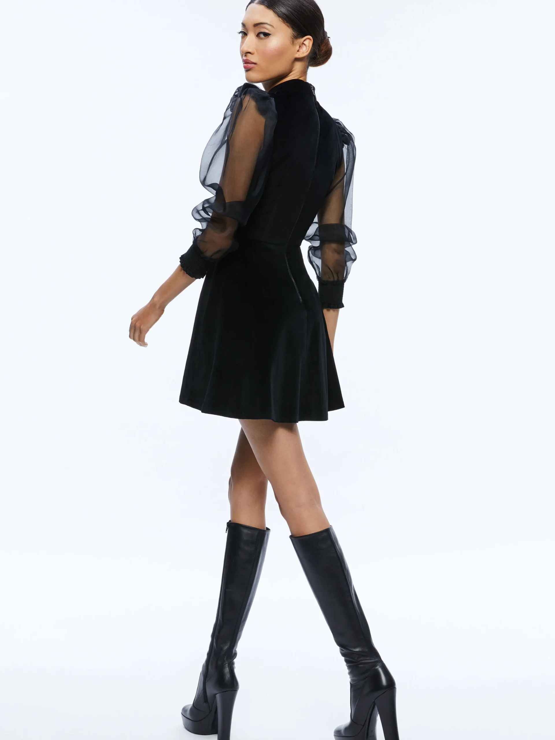 Alice and Olivia PAULETTE MOCK NECK PUFF SLEEVE MINI DRESS BLACK*DRESSES | DRESSES | CLOTHING