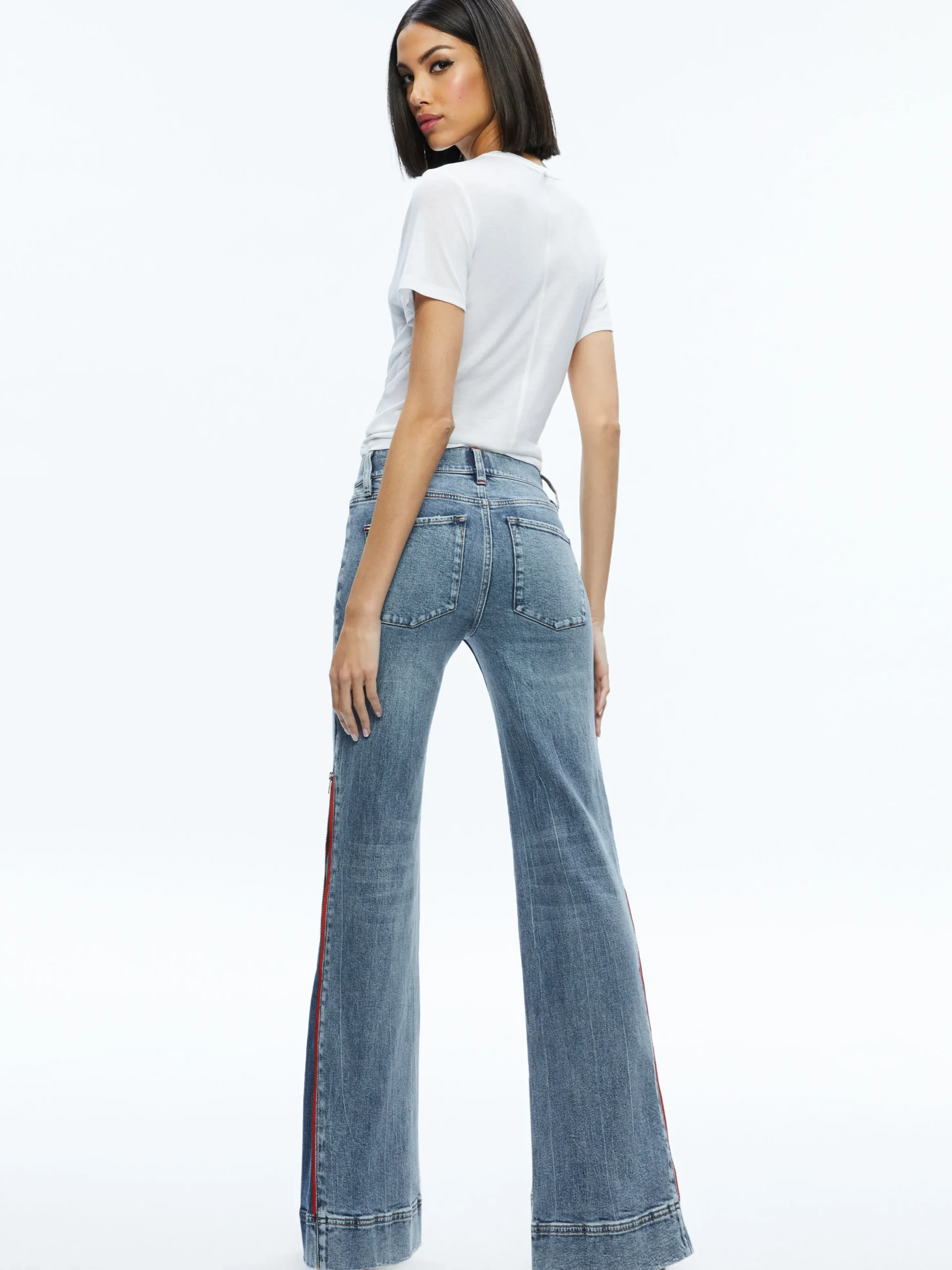 Alice and Olivia REY SIDE ZIPPER WIDE LEG JEAN SADIE LT VINT BLUE/BRT RUBY*FEATURED SHOPS | CLOTHING | CLOTHING