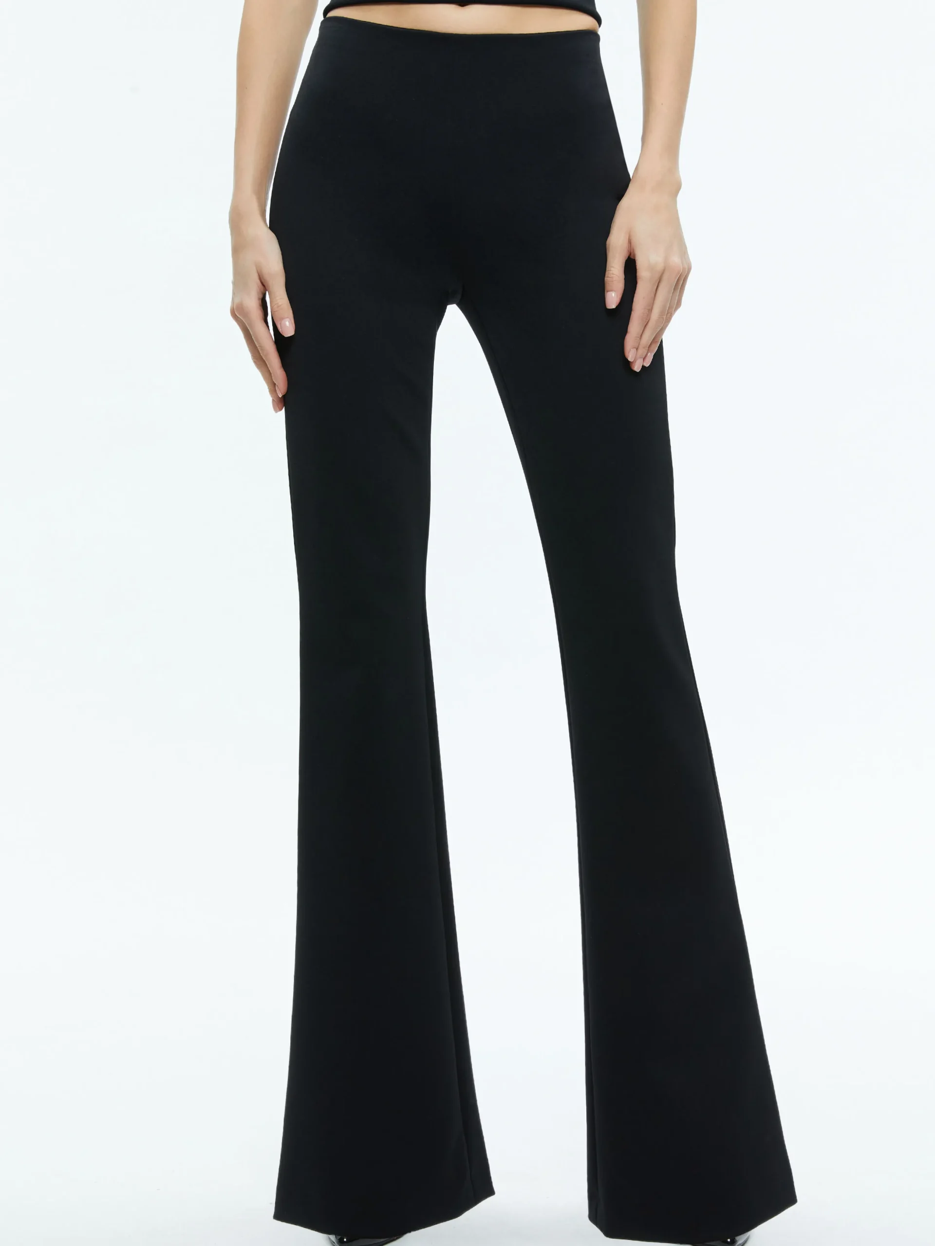 Alice and Olivia RMP BACK ZIP BOOTCUT PANT BLACK*FEATURED SHOPS | FEATURED SHOPS | FEATURED SHOPS | FEATURED SHOPS | CLOTHING