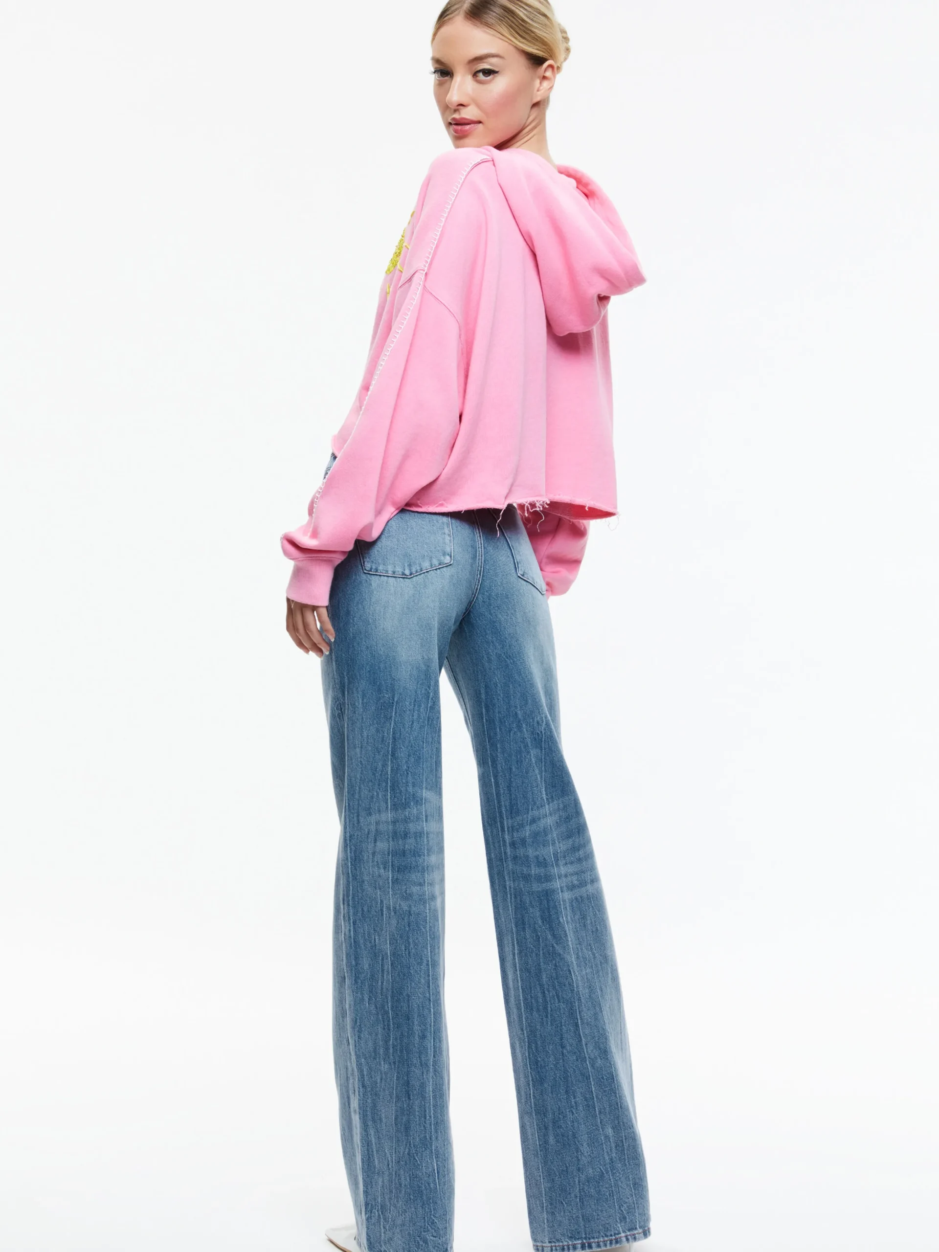 Alice and Olivia SUNNY BOXY CROPPED HOODIE BALLET SLIPPER*CLOTHING | CLOTHING