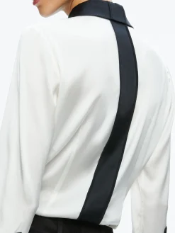 Alice and Olivia WILLA FITTED PLACKET TOP OFF WHITE/BLACK*FEATURED SHOPS | FEATURED SHOPS | FEATURED SHOPS | CLOTHING